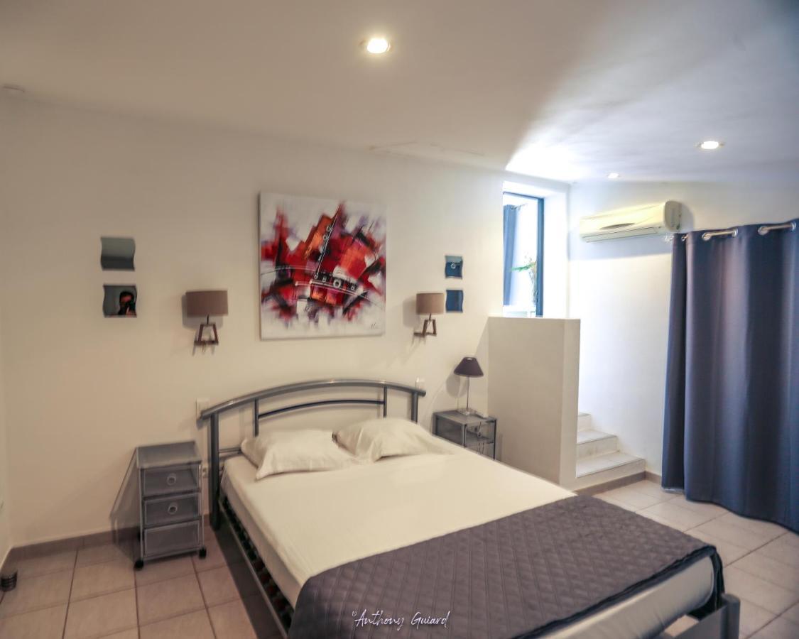 Residence Mari Folelli Luaran gambar