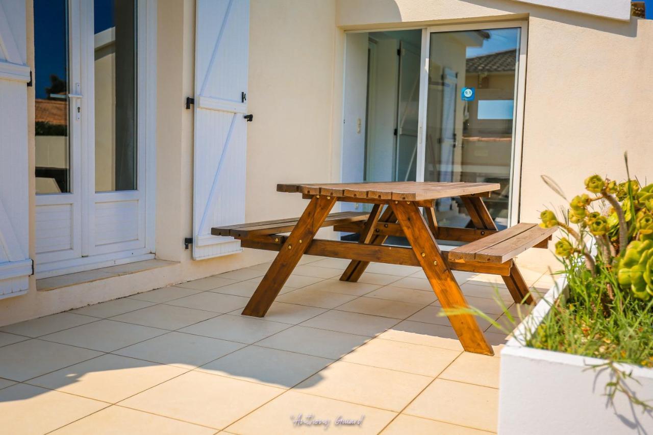 Residence Mari Folelli Luaran gambar